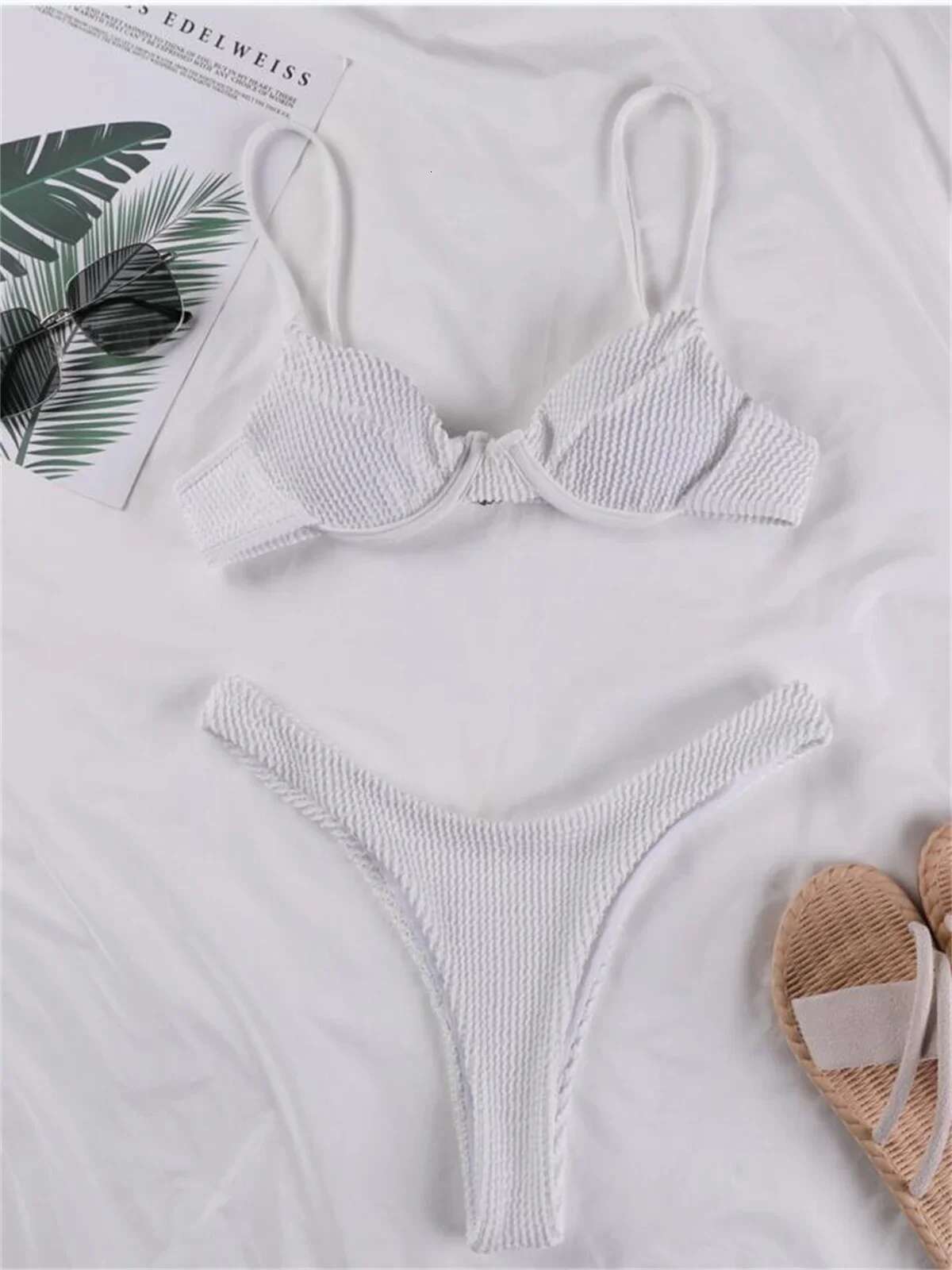 Dongdumaoyi Sexy Underwire Bikini Women Solid White Black Push Up Ribbed Swimwear Brazilian Beach Bathing Suit Pleate Thong Swimsuit