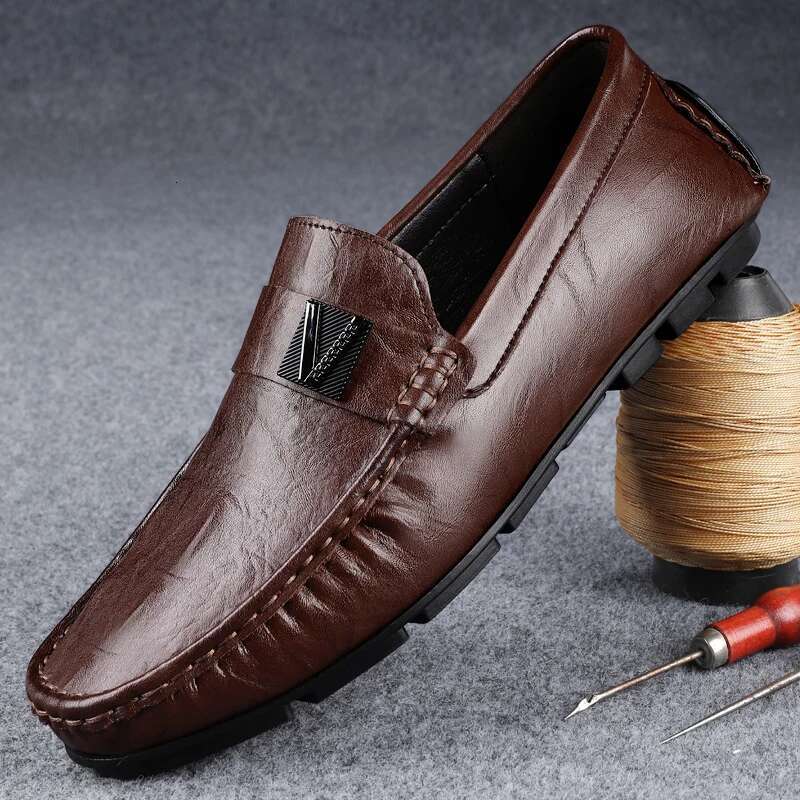 Genuine Leather Men Loafers Handmade Mens Casual Shoes Fashion Slip On Flats New Design Male Driving Footwear Moccasins