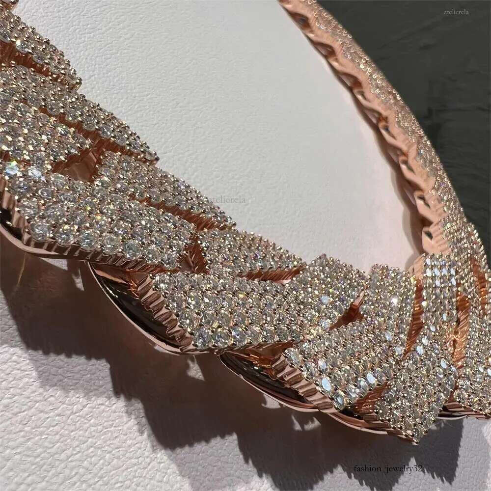 Necklaces Fashion Hip Hop Full Iced Out 20MM Wide 3 Rows Prong Setting VVS Moissanite Cuban k Chain