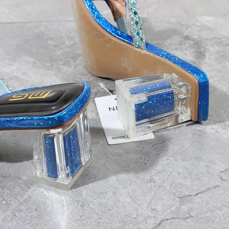 Fashion slippers 2025 summer new crystal folding high heels square high heels Korean version outer designer women's sandals 6CM1