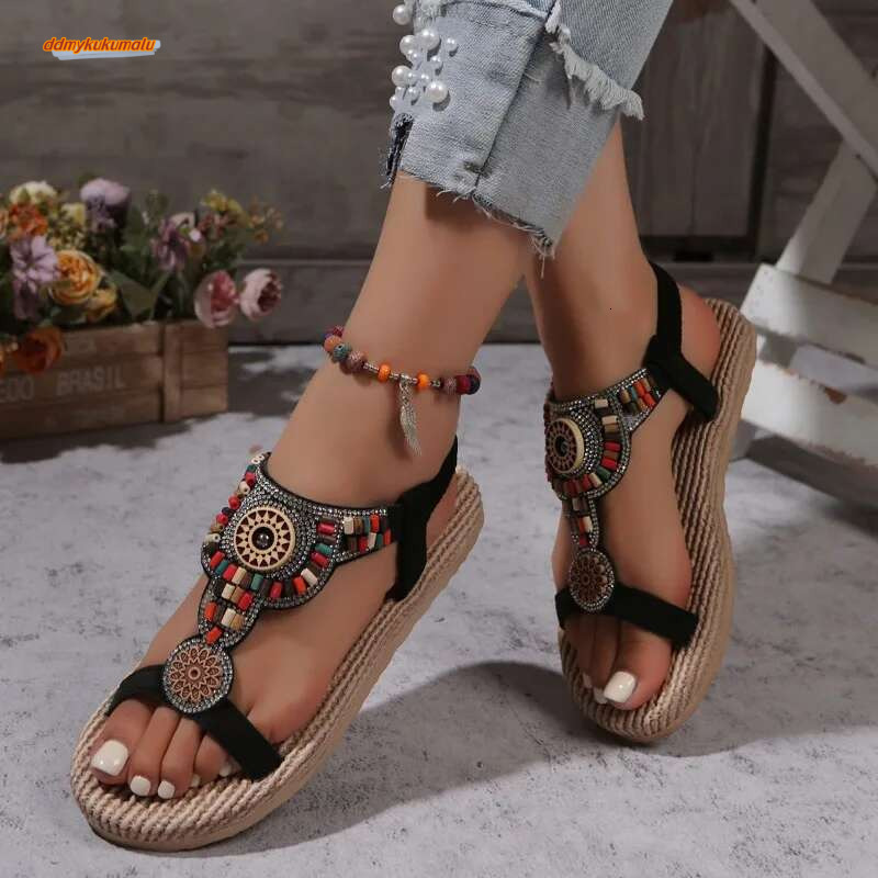 Summer 2025 New Large Flat Bottom wer Sandals Bare Toes Outer Wearing Boho Style Vacation Beach Shoes for Women ddmykukumalu