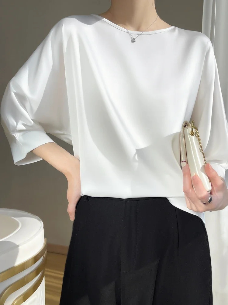 Summer T-shirt Top Womens O-neck Artificial Silk Satin Thin Smooth T-shirt Batwing Silky Crewneck Blouses Basic Y2k T-shirt Za 250402