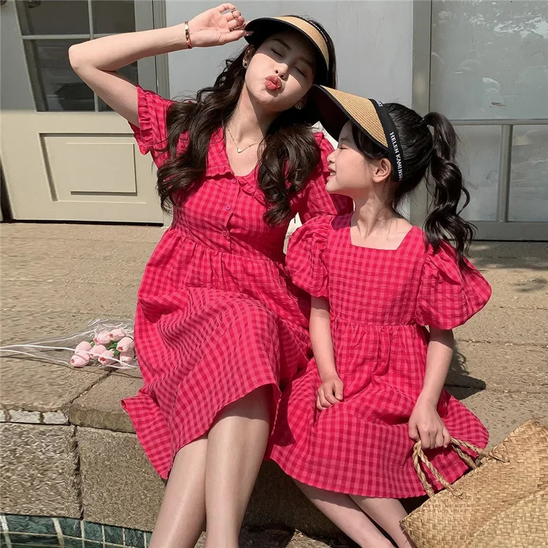 Same Mother and Daughter Dresses Summer Baby Girl One-piece Dress for Women Fashion Clothing Mom and Me Vacation Clothes 250407