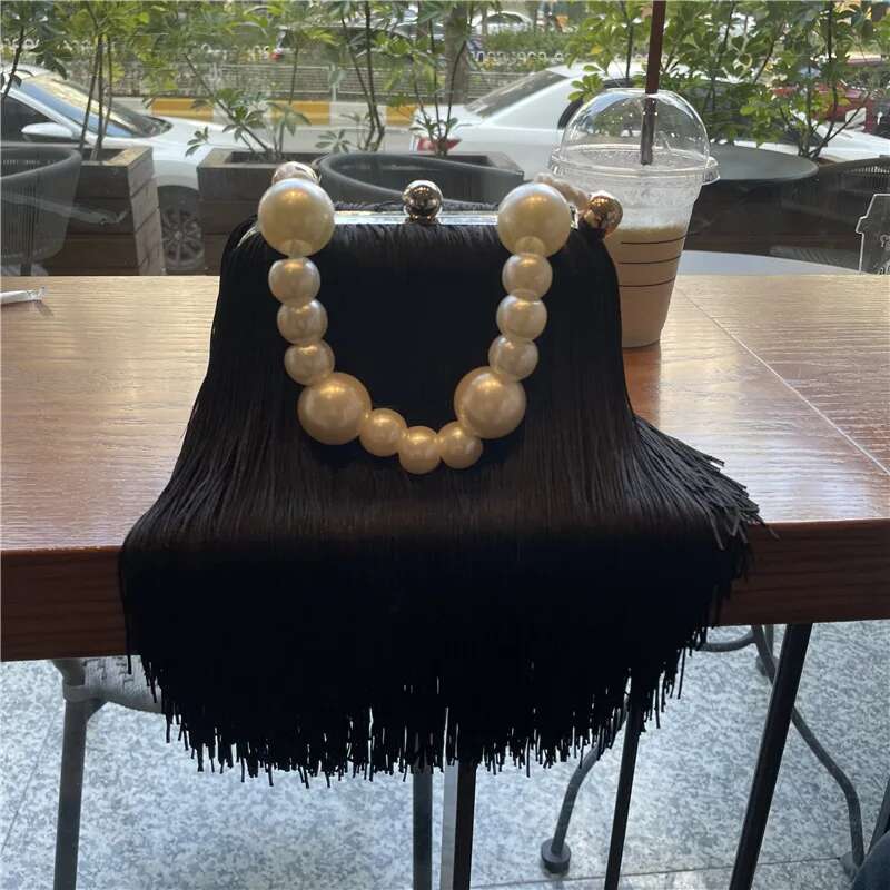 Top Metal Frame Shell Handbags Female Pearl Strap Women Trend Shoulder Long Tassel Ladies Daily Fringe Hand Purse Bags