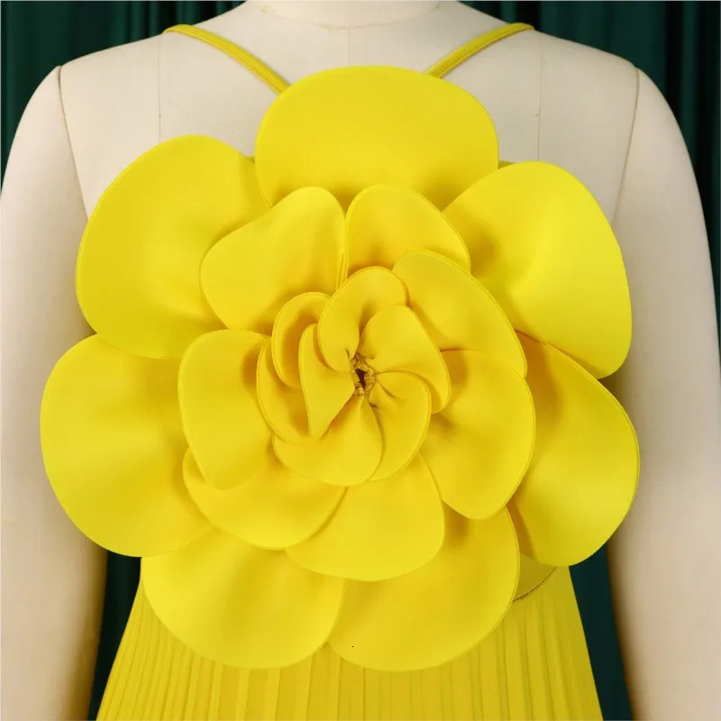 Womens Ruched Wide Leg Jumpsuit Vacation Yellow Halter Collar 3D Pleated Chiffon Pleated Spaghetti Straps Elegant Jumpsuit 250407