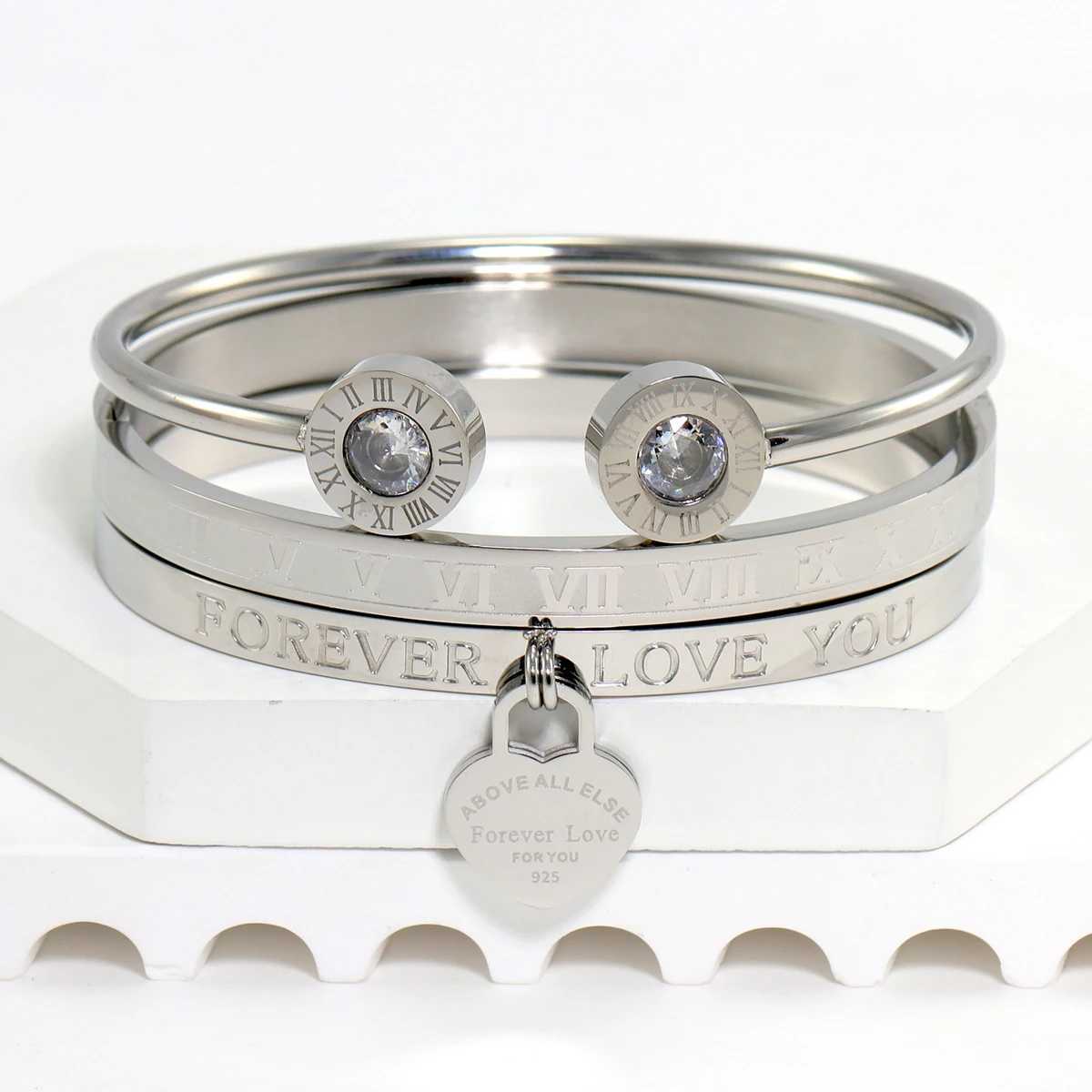 Fashionable stainlESS steel bracelet suitable for women Roman style vintage bracelet suitable for daily wear Y250408