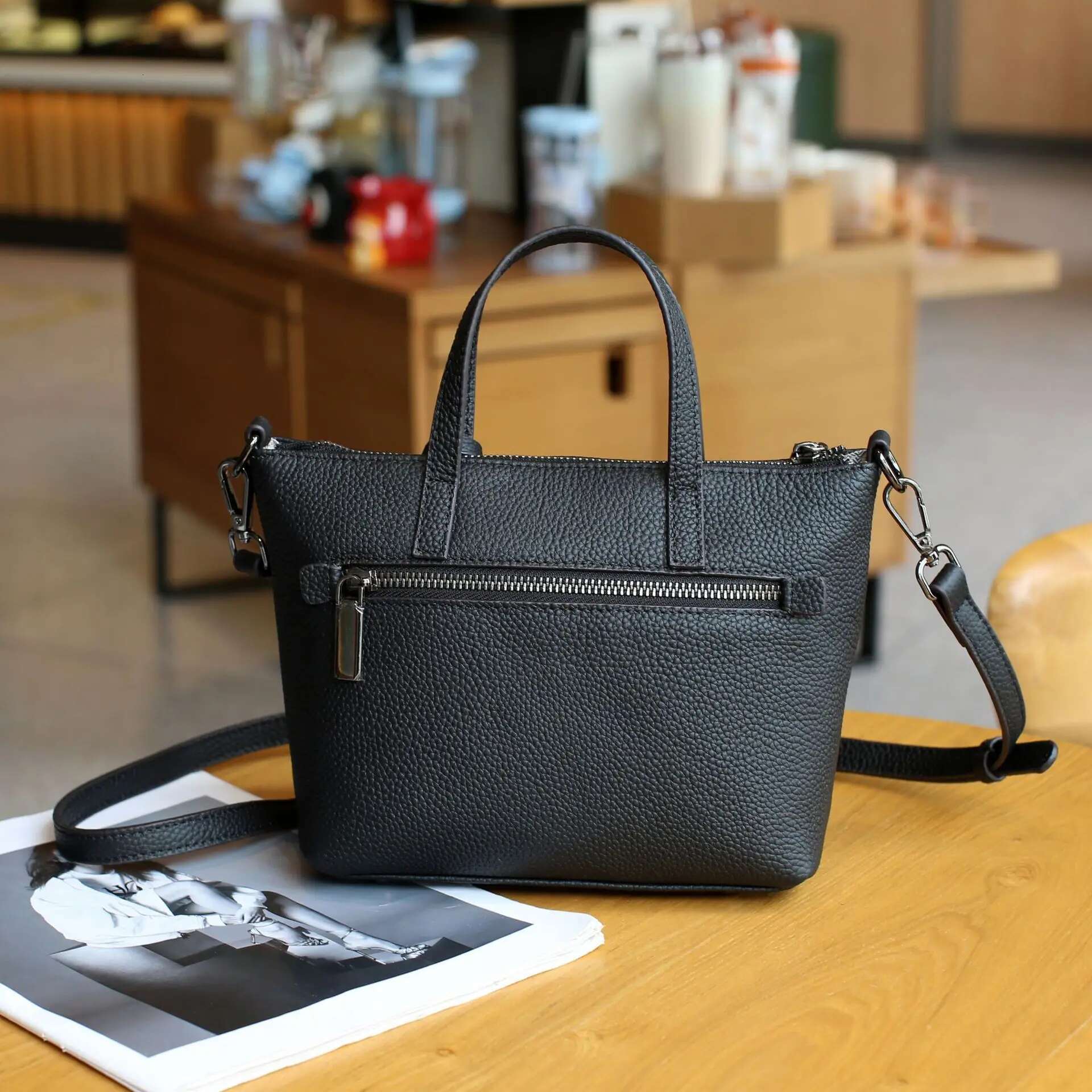 Real Cow Leather Women's Handbag High Quality Single Shoulder Crossbody Tote Ladies' Fashionable Portable Bucket Bag Solid Color