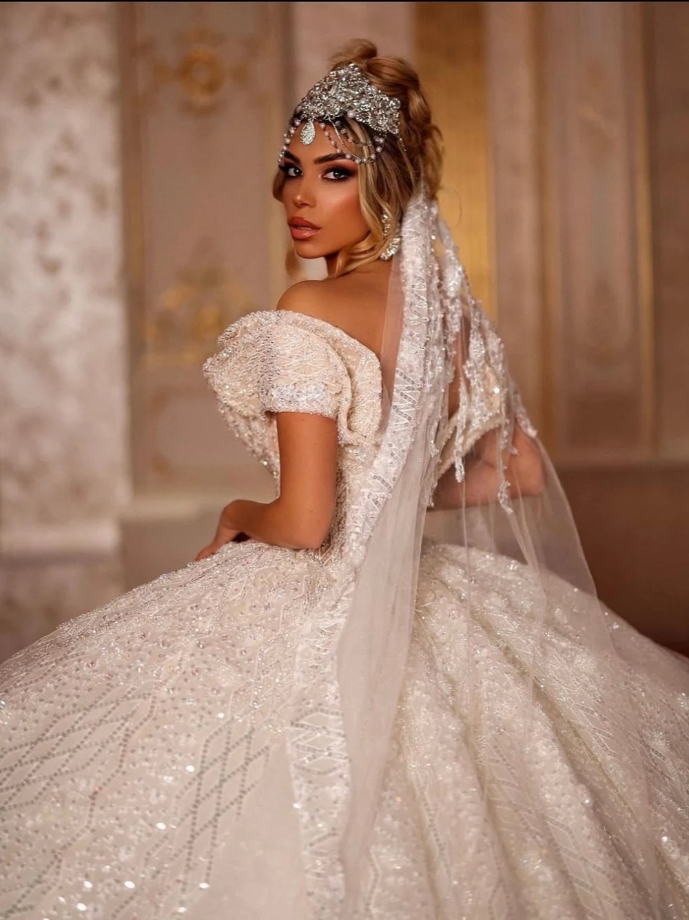 Sparkly V Neck Princess Wedding Dress Sexy Off the Shoulder Bridal Gown Customized Stunning Ball Pearls Bride Women Wear