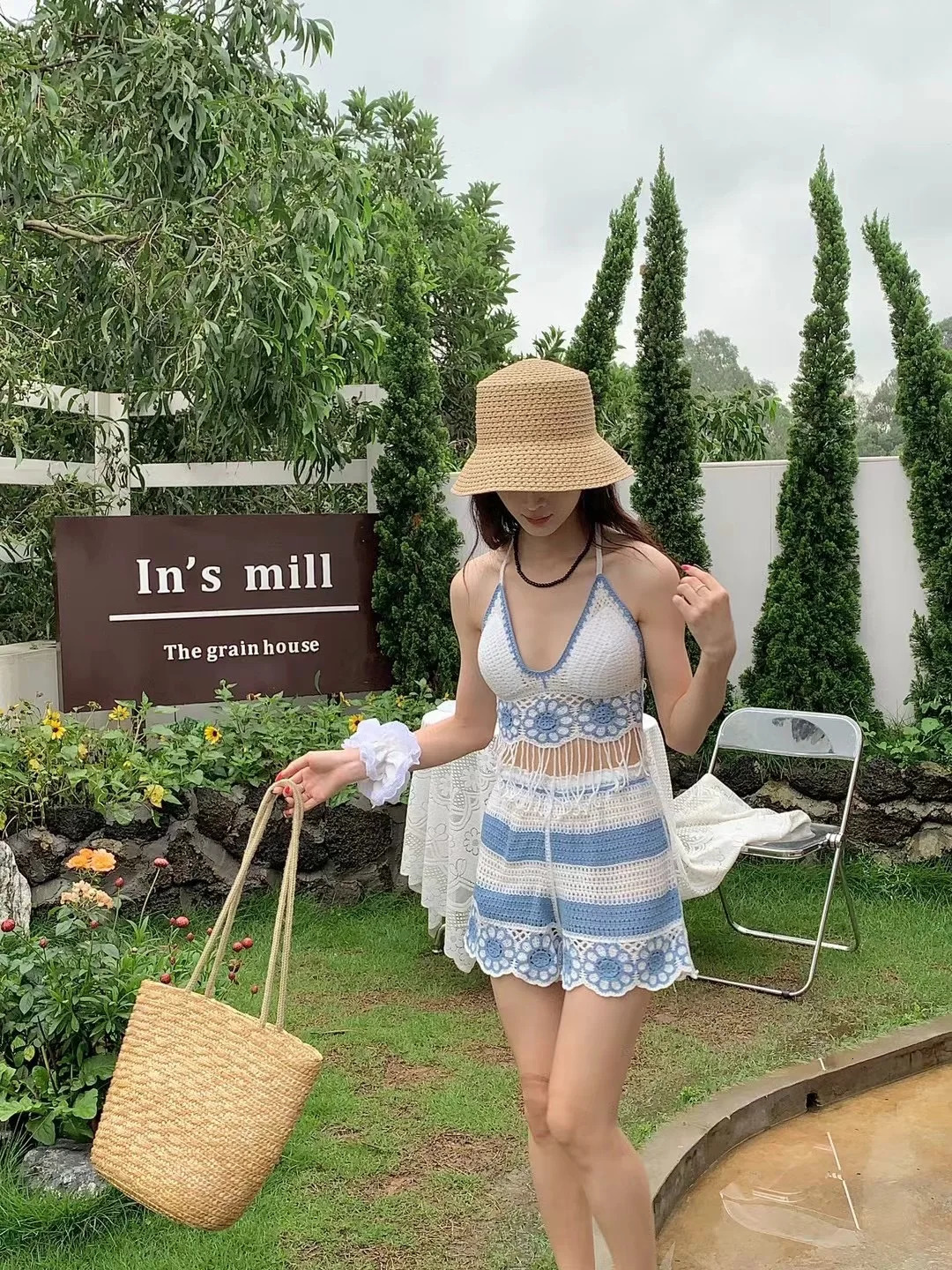 Knitted two-piece womens summer vacation backless vest elastic waist shorts hollow strapless beach style set 250401