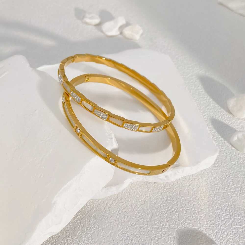2PCS Stainless Steel Classic Design Shell Zircon Bracelet Womens Luxury Brand Wedding Jewelry Titanium Steel Y250408