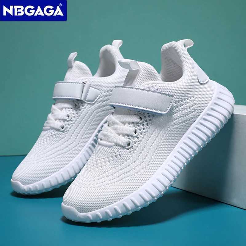 Fashionable childrens running sports shoes black sports shoes childrens outdoor lightweight and breathable Tenis shoes W250407