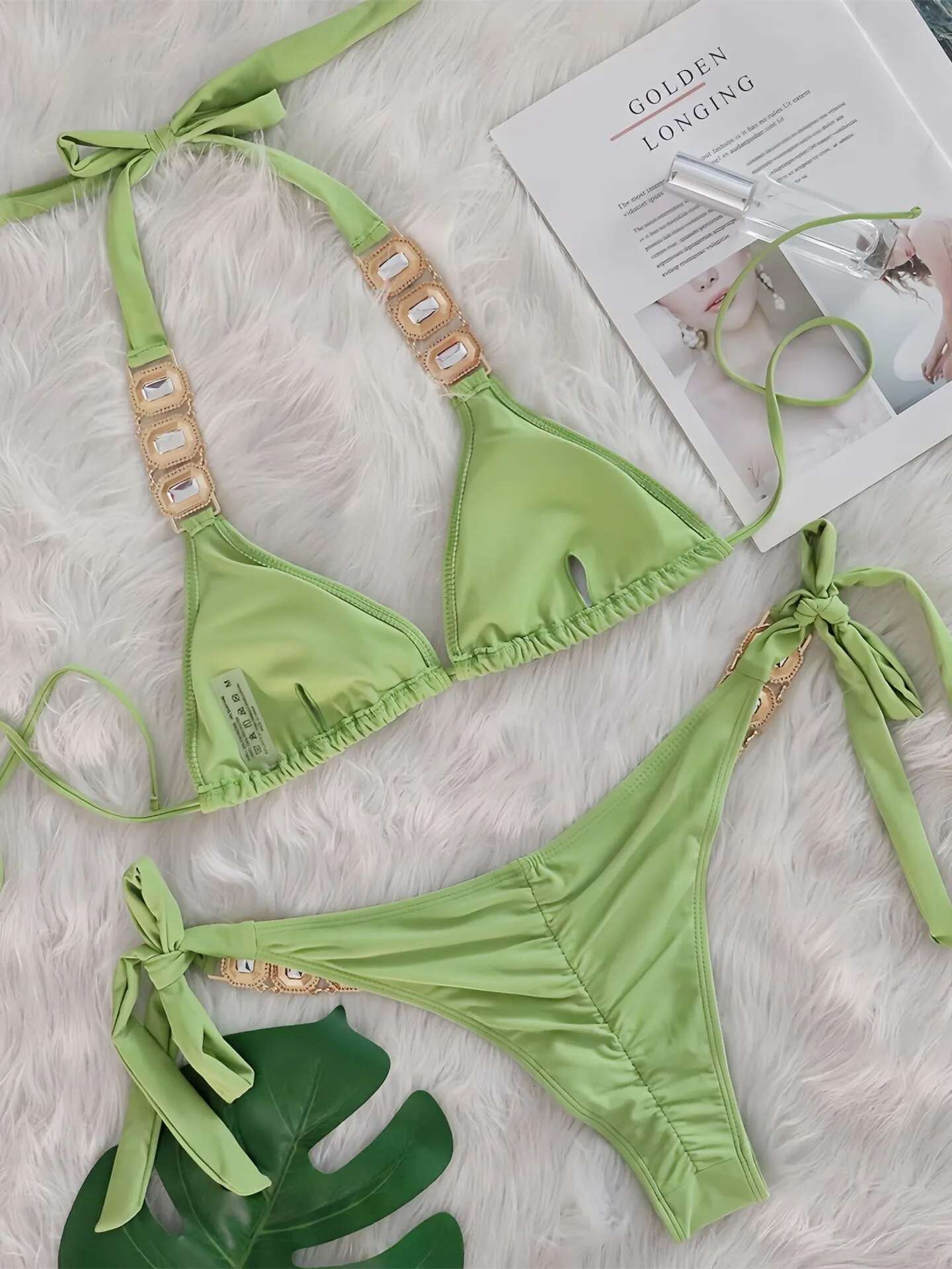 Dongdumaoyi Sexy Rhinestone Bikini Set Women Luxury Pink Crystal Diamond Push Up Bandage Thong Swimsuit Beach Bathing Suit Swimwear