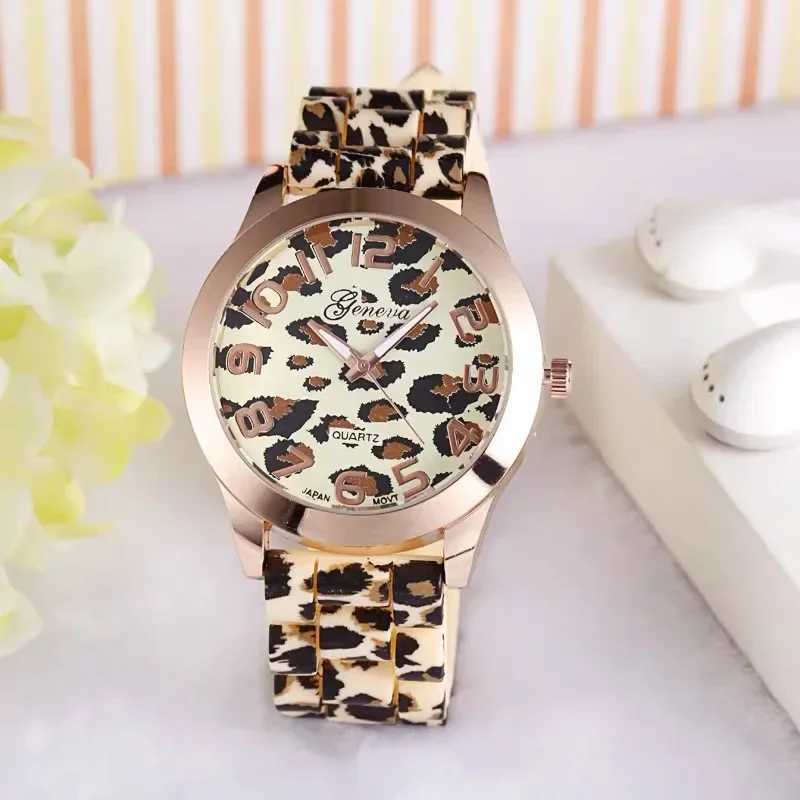 Leopard Print Silicone Watch 2024 New Casual Student Watch Leopard Print Colored QuartzT250408