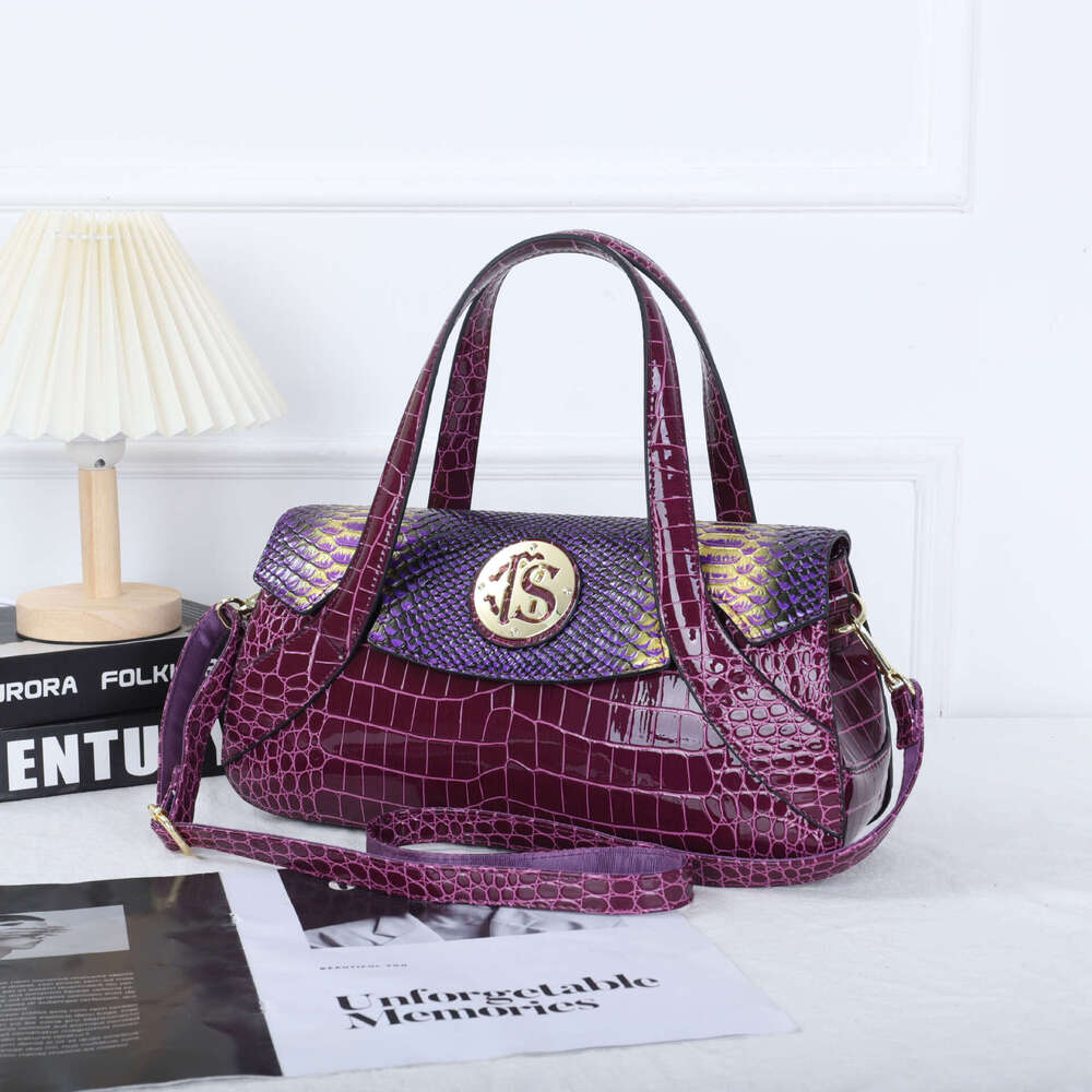 Siweiya's New Patent Leather Glossy Women's Bag With Large Capacity, Light Luxury, Straight Handbag, Snake Pattern