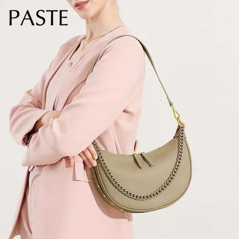 2025 Leisure Chain Design Half Moon Hobo Tote Beige T Pattern Cowhide Leather Women Shoulder Bag High-End Commuter Handbag