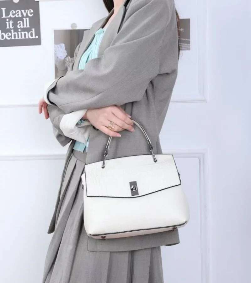 2025 Genuine Leather Women's Handbag Vintage Tote Bag Brand Female Crossbody Fashion Shoulder Satchel