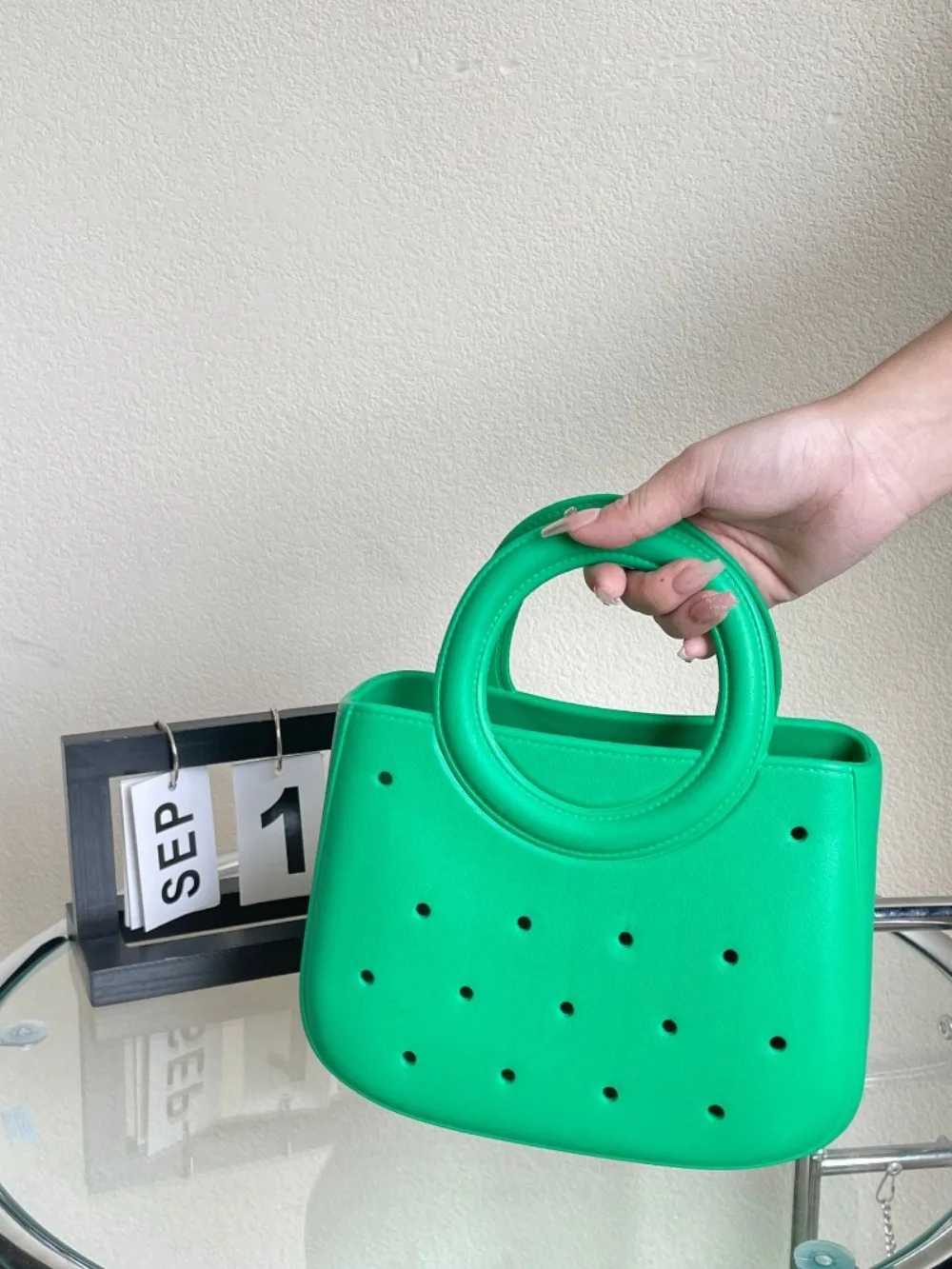 New Arrival Waterproof beach bag casual DIY color fashion handbag anti slip handbag EVA handbag travel toilet storage bag T250407