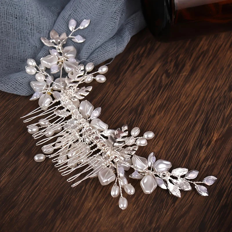 Silver pearl crystal Tiaras hair comb for wedding hair accessories bridal hair jewelry elegant womens headwear 250407