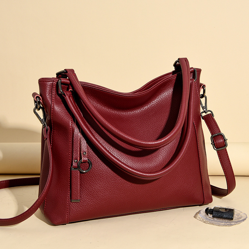 2025 New Tote Bag Women's Large Capacity Design Bag Work Commute Single Shoulder Crossbody Handbag
