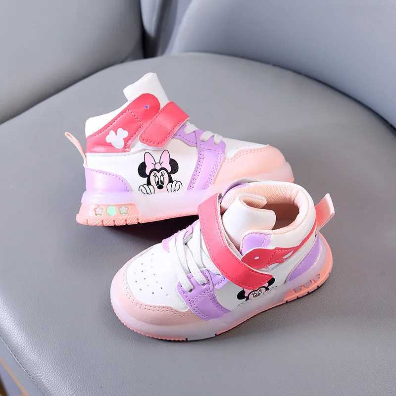 Childrens sports shoes boys and girls LED light sports shoes student shoes hooks anti slip childrens outdoor shoes basketball shoes W250407