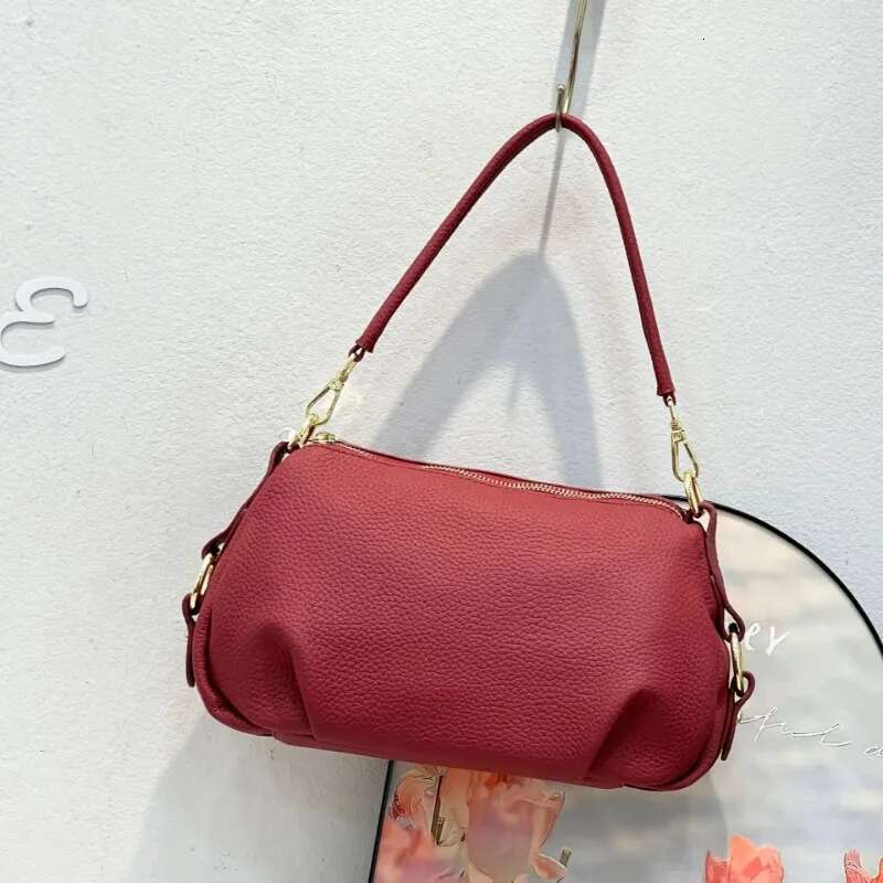 Ladies' Cow Leather Shoulder Large Capacity Fashionable Minimalist Tote Bag Women's Handbag With Multiple Colors To Match