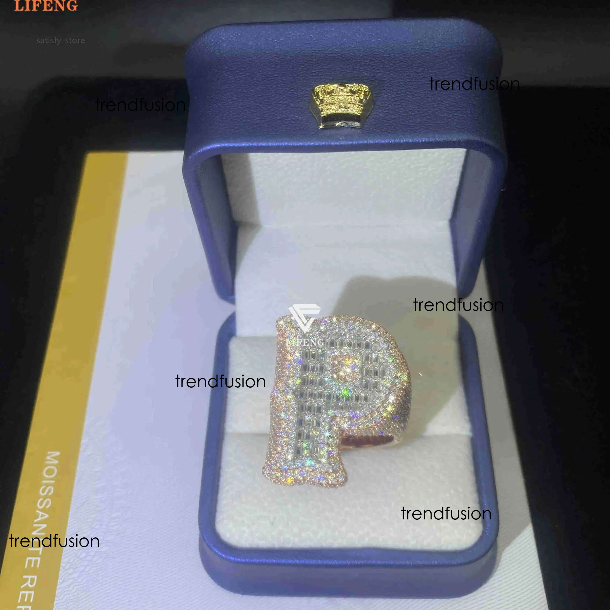 Lifeng Jewelry Custom Single Letter Ring Baguette cut VVS Moissanite Two Tone Sterg Sier Men Hiphop Rings