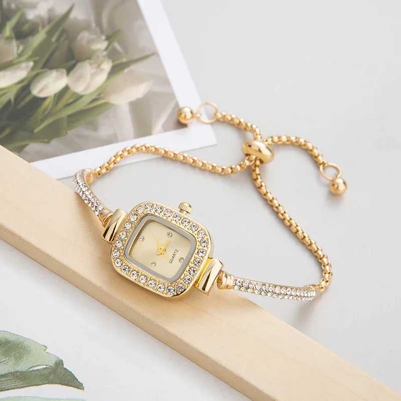 Adjustable Womens Steel Bracelet Watch Quartz Luxury Fashion Small Square Dial Watch Popular Watch Elegant Reloj MujerT250408