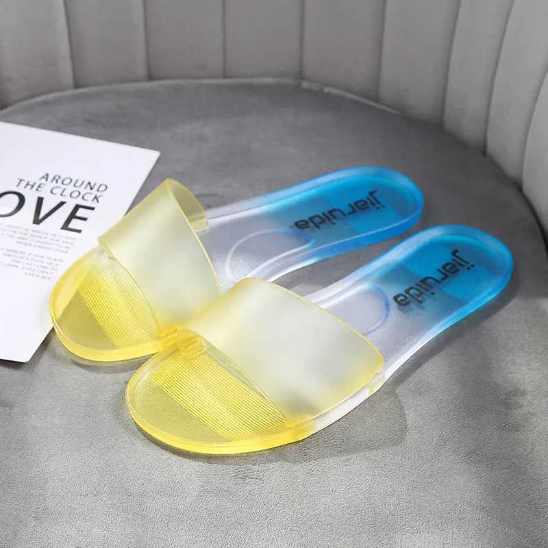Summer womens slippers Fi outdoor sandals beach N-Slip color Mahing flip cover PVC indoor Ctrast color bathroom shoesXJ250407