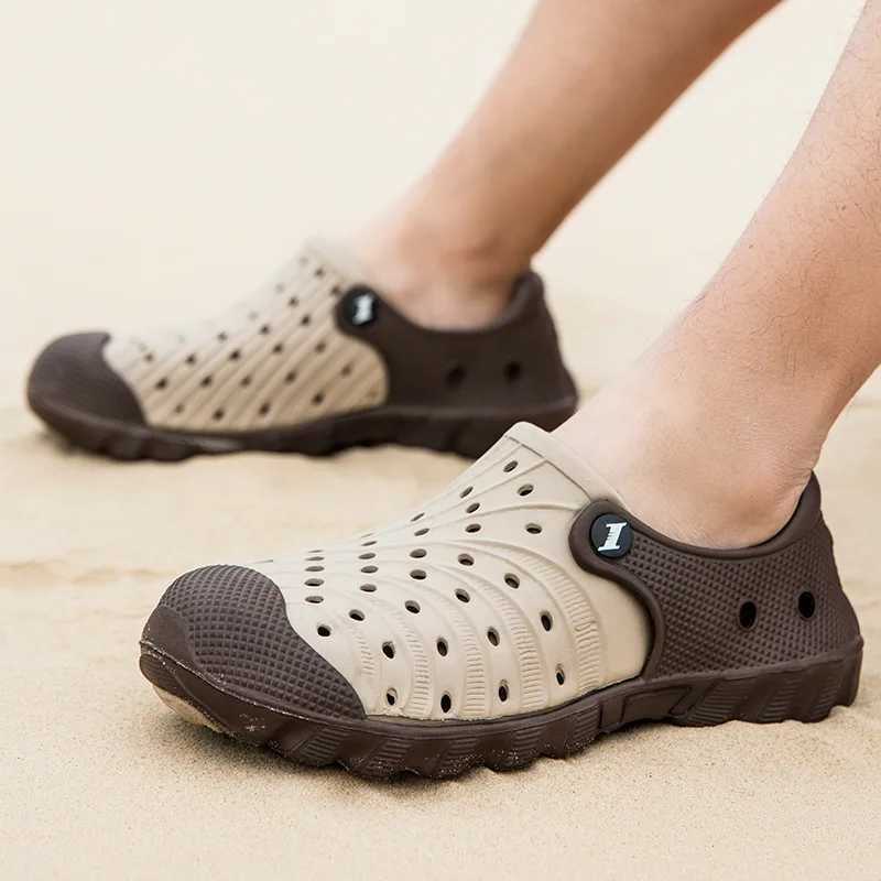 New Arrival Mens summer outdoor beach slippers wearing sandals outdoor sandals beach hole shoes garden shoes couple M ller shoes T250407