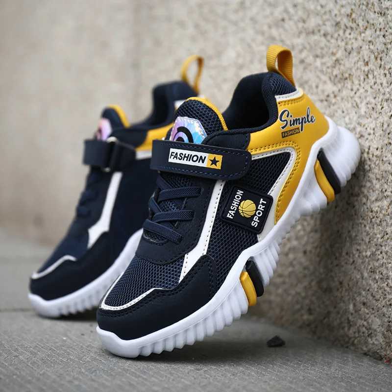 Childrens sports shoes for boys and girls lightweight flat and comfortable outdoor running shoes 2024 fashionable childrens tennis shoes W250407