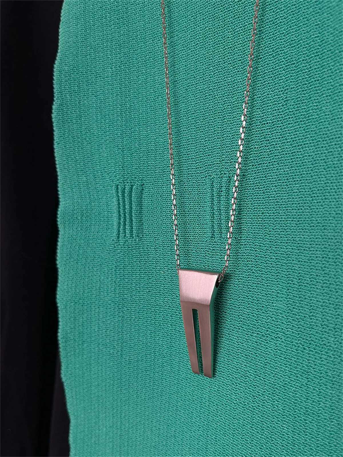 Geometric Split Tooth Pendant NecklaceC250407
