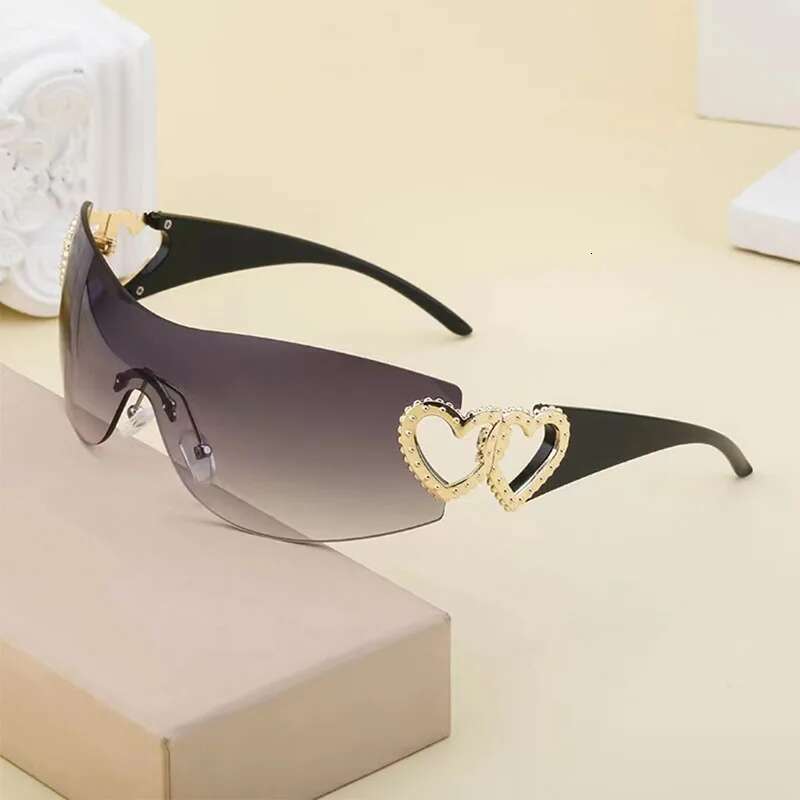 New Y2K Conjoined body Sunglasses Women's Decorative Heart-shaped Mirror Legs No Border Sun Glasses Outdoor Sport Eyewear UV400