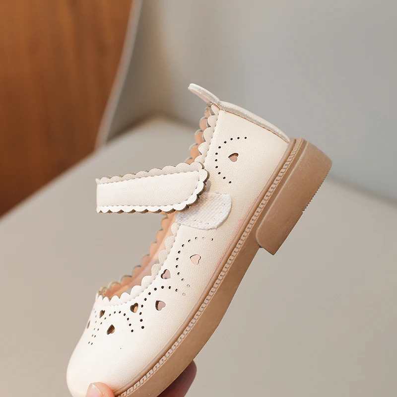 Unishuni Princess Mary Jane Shoes for Baby Girls Child Cut-Out Vintage Flats Kids Flower Edge Party Dance Shoe Beige Brown 21-30 250408