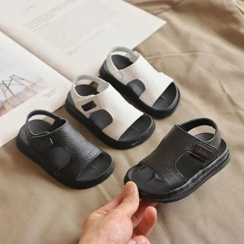 Childrens Sandals Fashion Boys Summer Middle and Small Childrens Soft Sole Baby Anti slip Open Toe Beach Shoes 250408