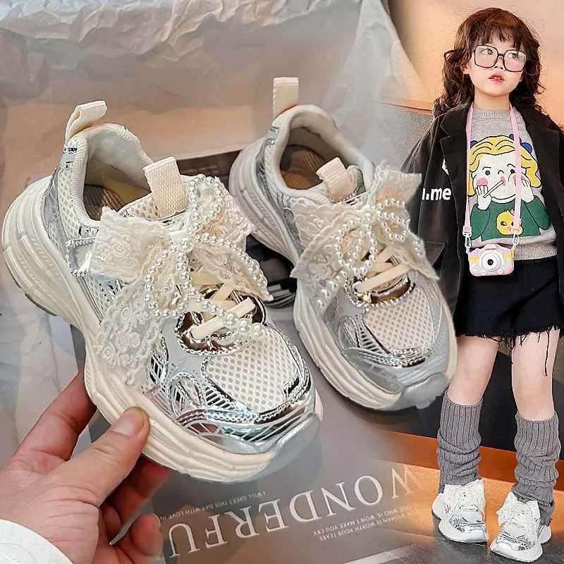 Girls sports shoes with sweet mesh bow childrens running shoes breathable 2025 new fashion childrens sports shoes princess snow shoes cute W250407