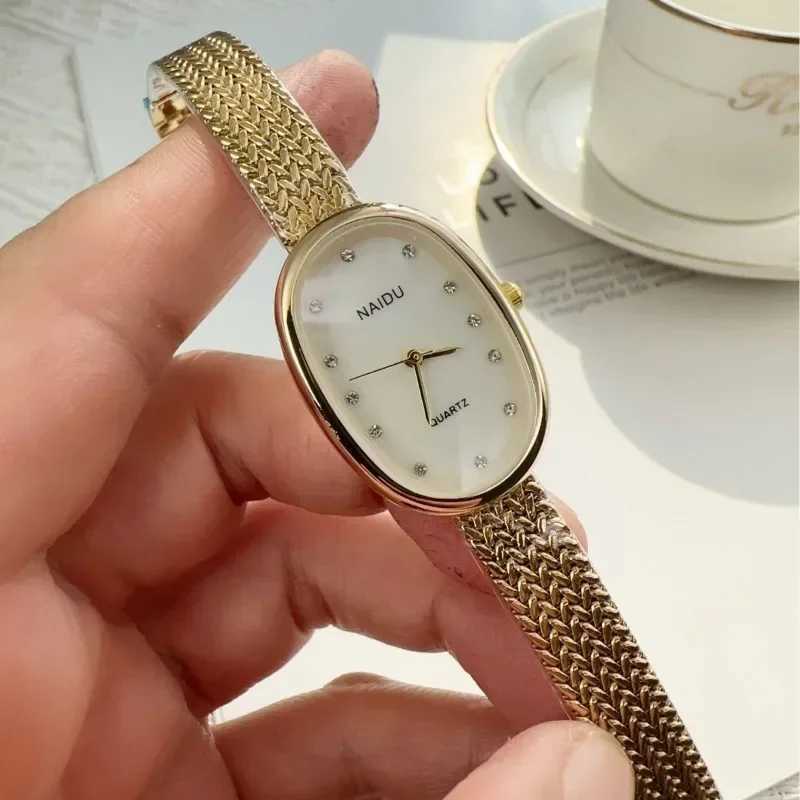 Luxury oval dial Rhinestone watch brand new quartz watch suitable for women adjustable stainless steel strap watch wholesale giftT250408