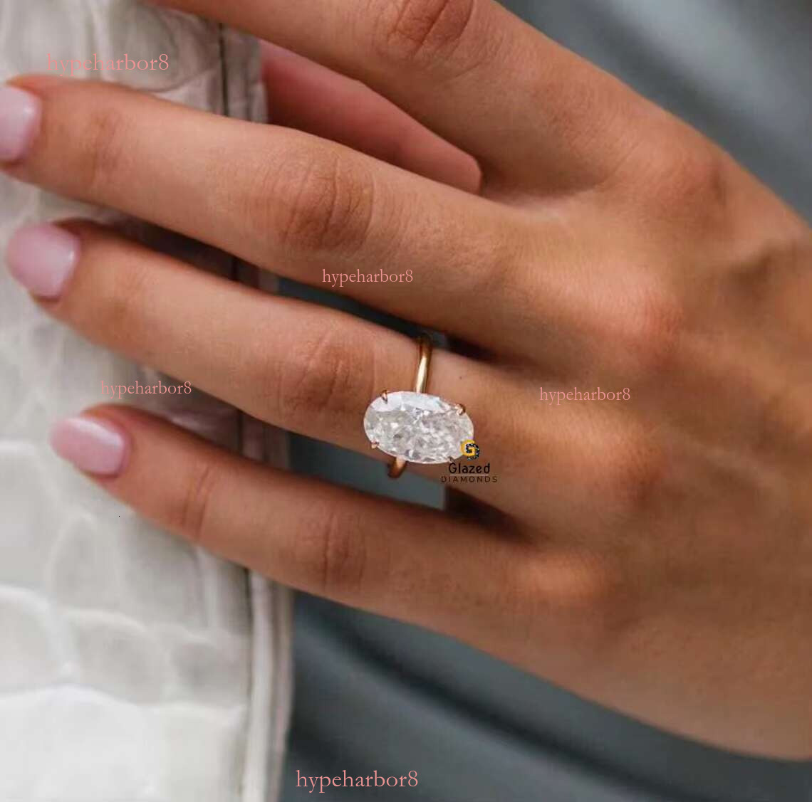 14x11mm oval cut silica VVs transparent hidden halo Hailey Bieber 10k female celebrity ring