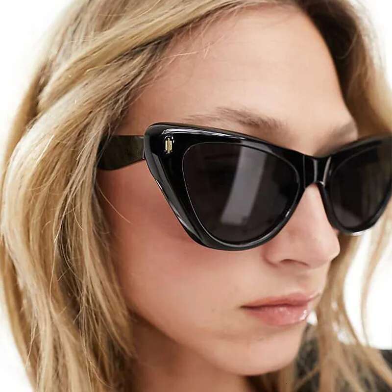 Small Frame Cat Eye Super Cool Tide Concave Shape Street Shooting Personality Sunglasses Female All-match Fashion
