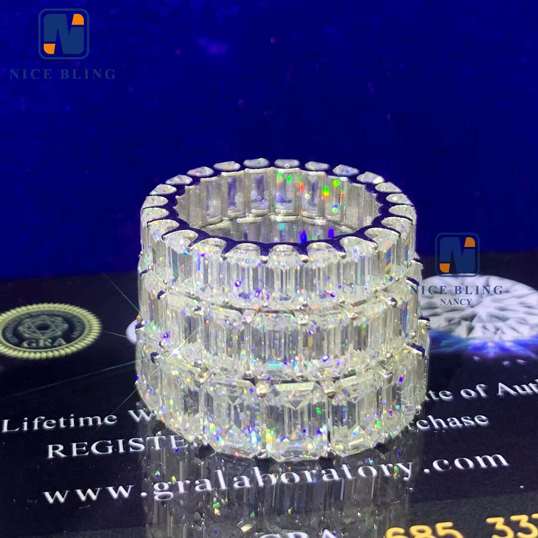 Graceful 925 Silver Gold Plated Women Jewelry Iced Out Classic Emerald Cut Jewelry Eternity Moissanite Diamond Band Ring
