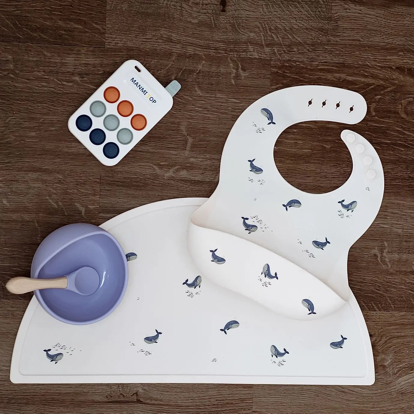 Cute Baby Bibs Baby Whale Plate Animal Print Childrens Bibs Girls Boys Adjustable Soft Silicone Bibs Baby Feeding Supplies 250408