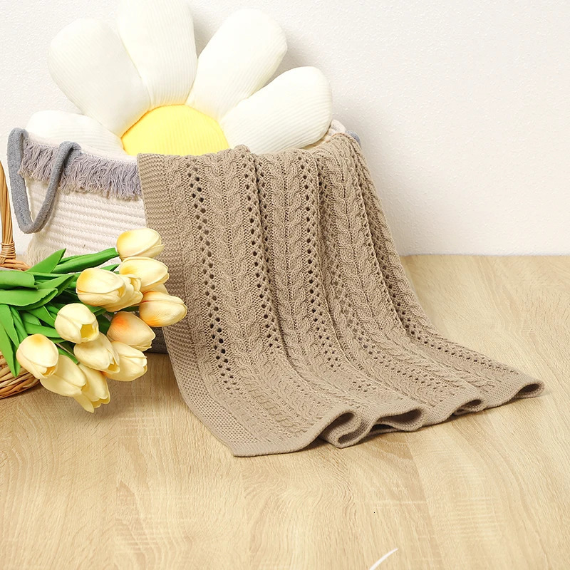 90*70cm Knitted Baby Blankets born Boys Girls Stroller Crib Swaddle Wrap Blanket Toddler Outdoor Throwing Playing Quilts Mats 250408
