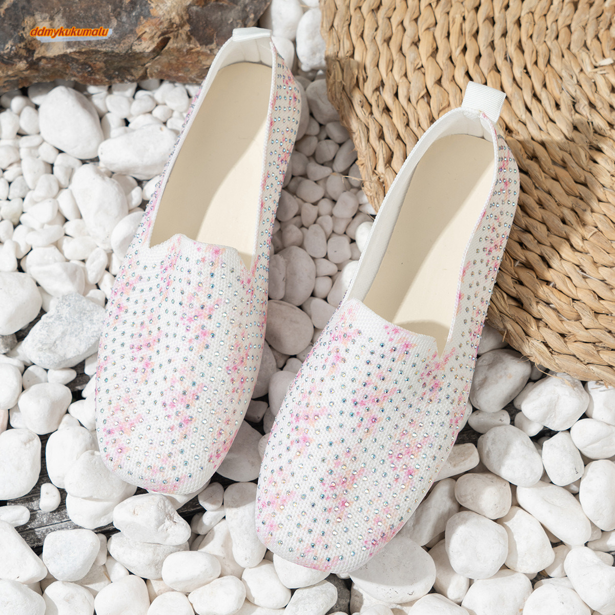 New plus size diamond 2025 women's summer sandals with broken decorations flat bottomed casual shoes temu women ddmykukumalu ddmykukumalu