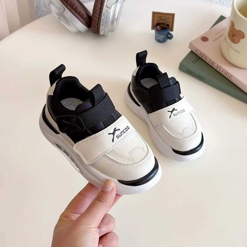 2025 Childrens Fashion Design Walking Shoes Sports Shoes Spring Non slip Casual Shoes Boys and Girls Breathable Outdoor Board Shoes W250407