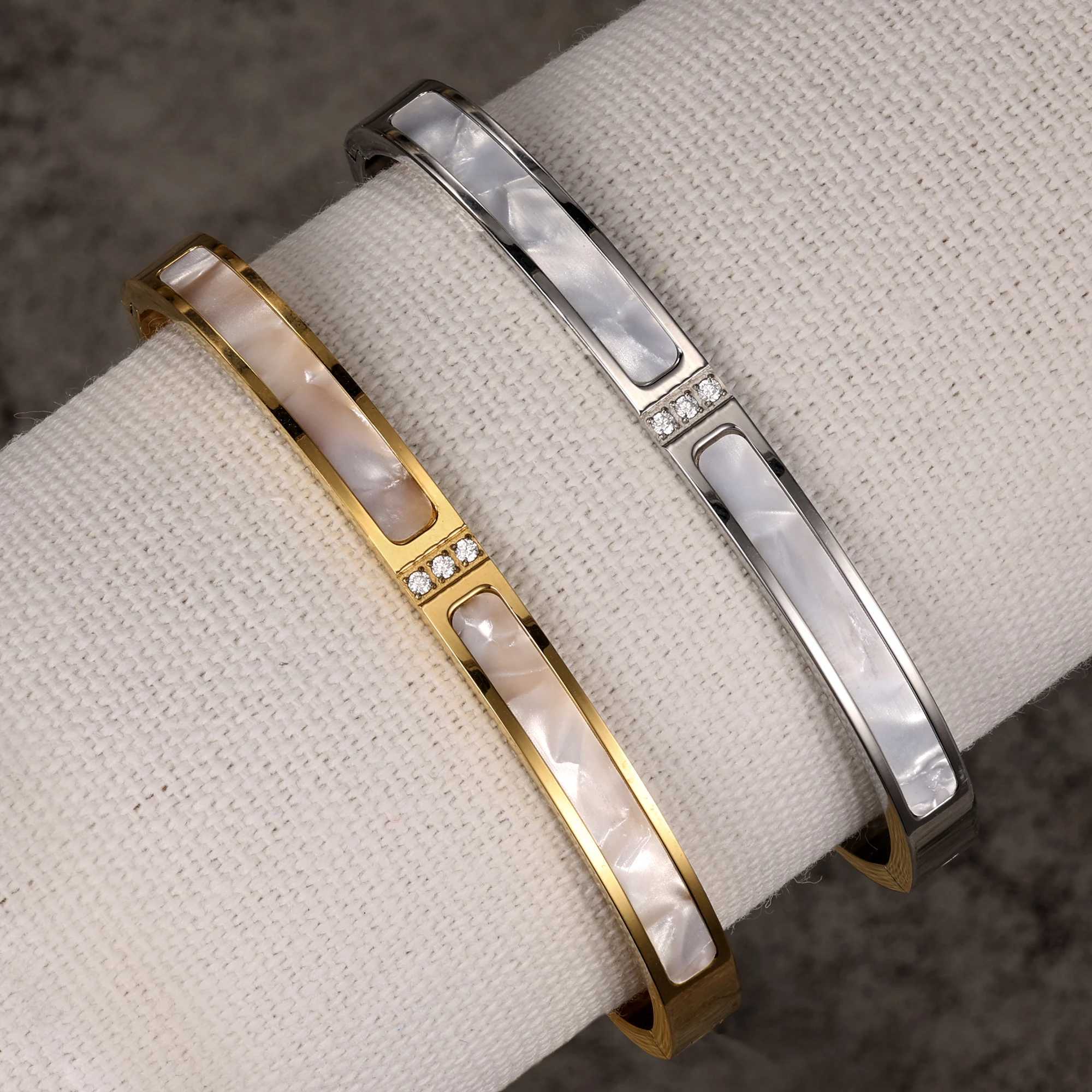 Classic Bracelet Design Gold Color Waterproof Stainl Steel Luxury Brand Sparkling Zircon Bangles for Wen Gift JewelryC250408