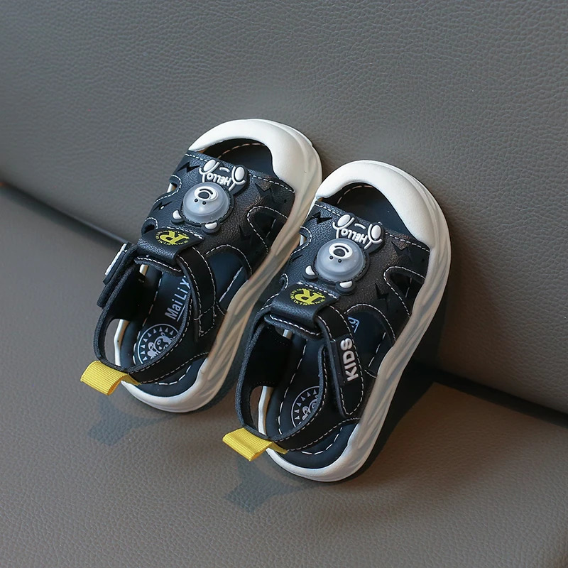 Childrens Baby Sandals Summer Khaki Color Light-up Cartoon Boys Girls Toddler Shoes White Soft Non-slip Kid Baby Beach Sandals 250408