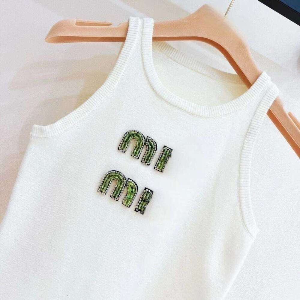 Top women top vest sexy topDesigner Sleeveless Vest Stylish Slim summer Fit Knit Tops Women High Quality Knitting Tees Warm Knitwear