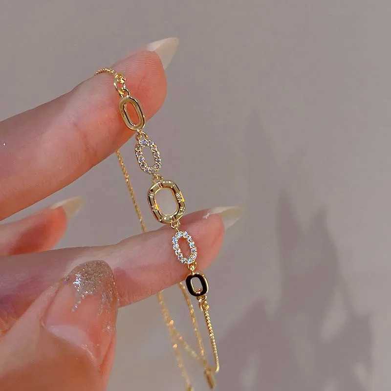 2025 New Luxury Zircon Chain Bracelets for Wen Elegant Gold Color Square Opal Adjustable Bracelet Party Jewelry GiftsC250408