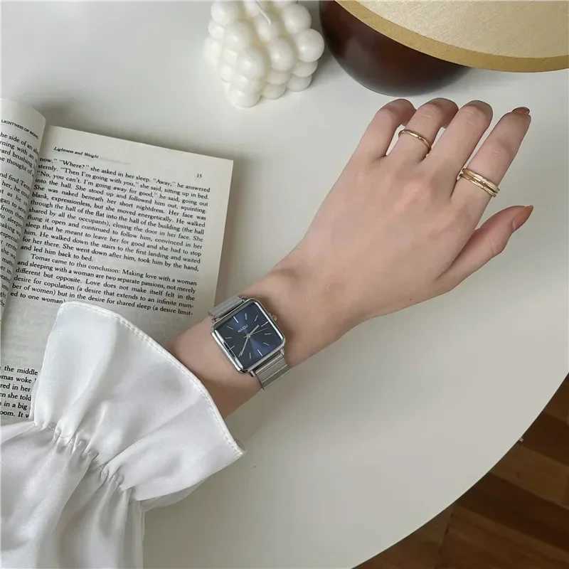 Luxury Womens Square Watch Fashion Gift Womens Adjustable Strap Stainless Steel Quartz Watch Direct Shipping Relojes Para MujerT250408