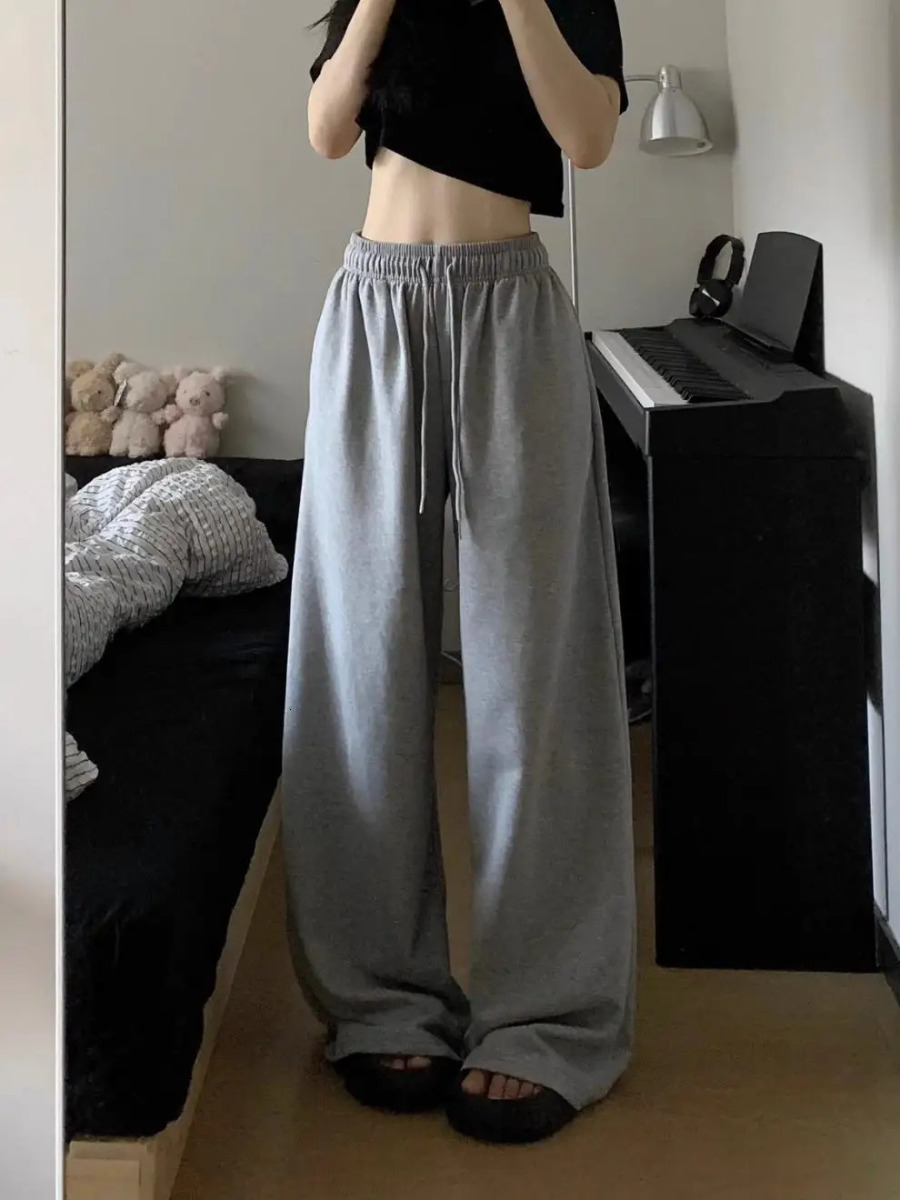 Retro Y2K loose pocket pants fashionable womens solid Harajuku sports retro wide leg casual elastic waist runners Trousers 250407