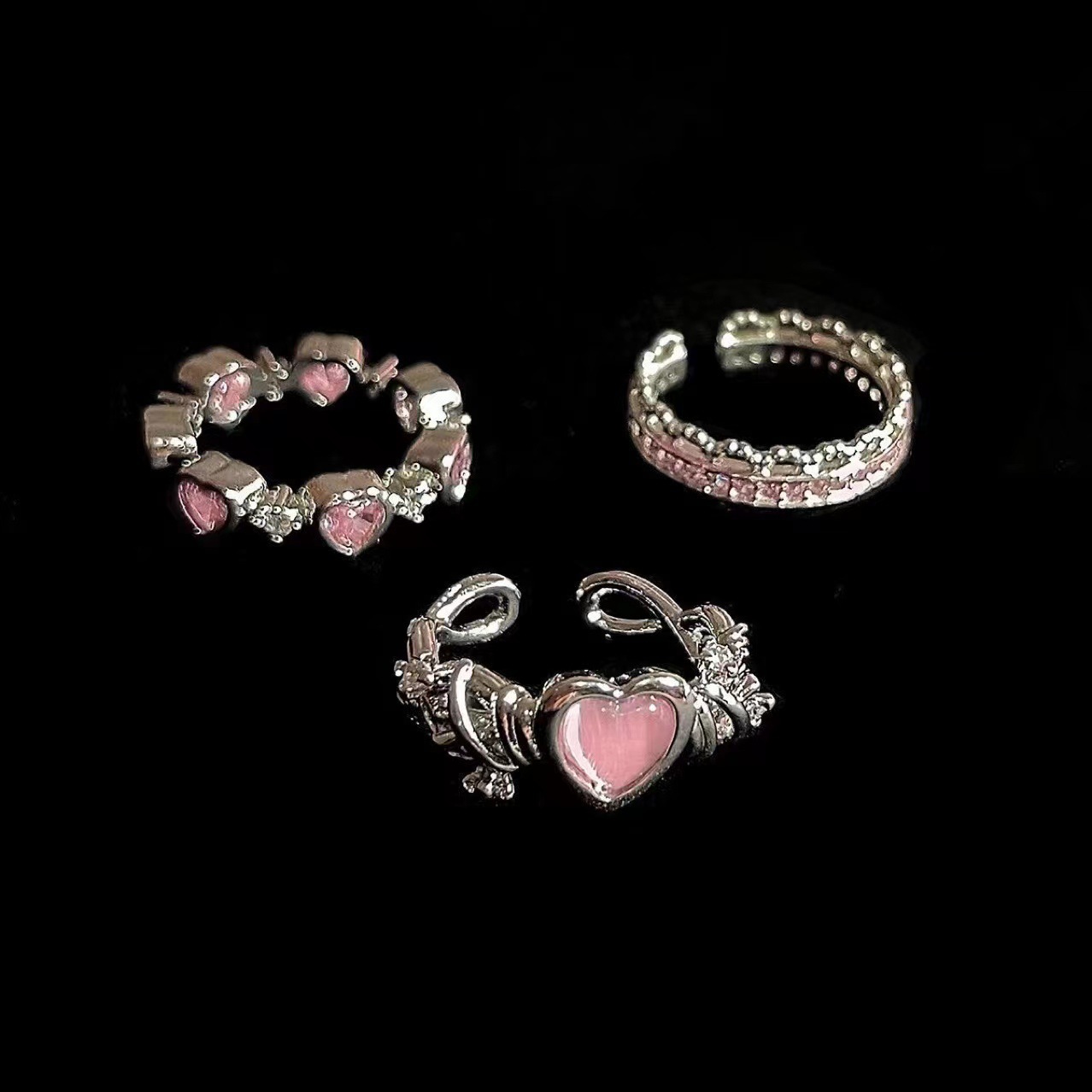 Wealthy heiress with ethereal charm, pink diamond heart female opening ring, beautiful woman's love for thorns ring